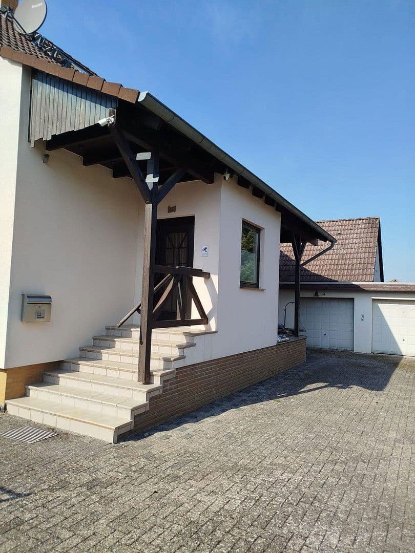 Predaj domu 180 m², pozemek 1.015 m², Springe, Dolné Sasko Predaj domu 180 m², pozemek 1.015 m², Springe, Dolné Sasko