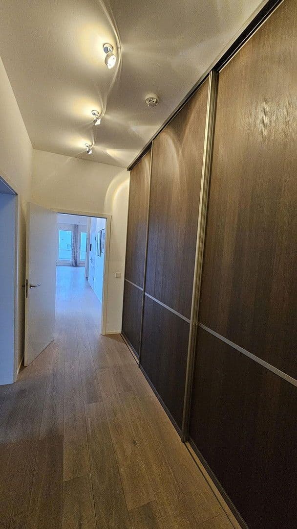 Predaj bytu 3-izbový 199 m², Köln, Severné Porýnie - Westfálsko Predaj bytu 3-izbový 199 m², Köln, Severné Porýnie - Westfálsko