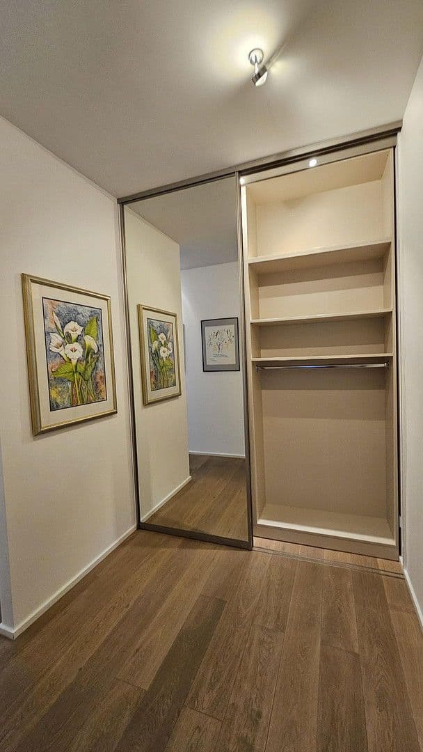 Predaj bytu 3-izbový 199 m², Köln, Severné Porýnie - Westfálsko Predaj bytu 3-izbový 199 m², Köln, Severné Porýnie - Westfálsko