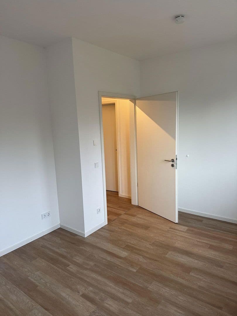 Prenájom bytu 3-izbový 91 m², Stallschreiberstraße 24, Berlin, Berlín Prenájom bytu 3-izbový 91 m², Stallschreiberstraße 24, Berlin, Berlín