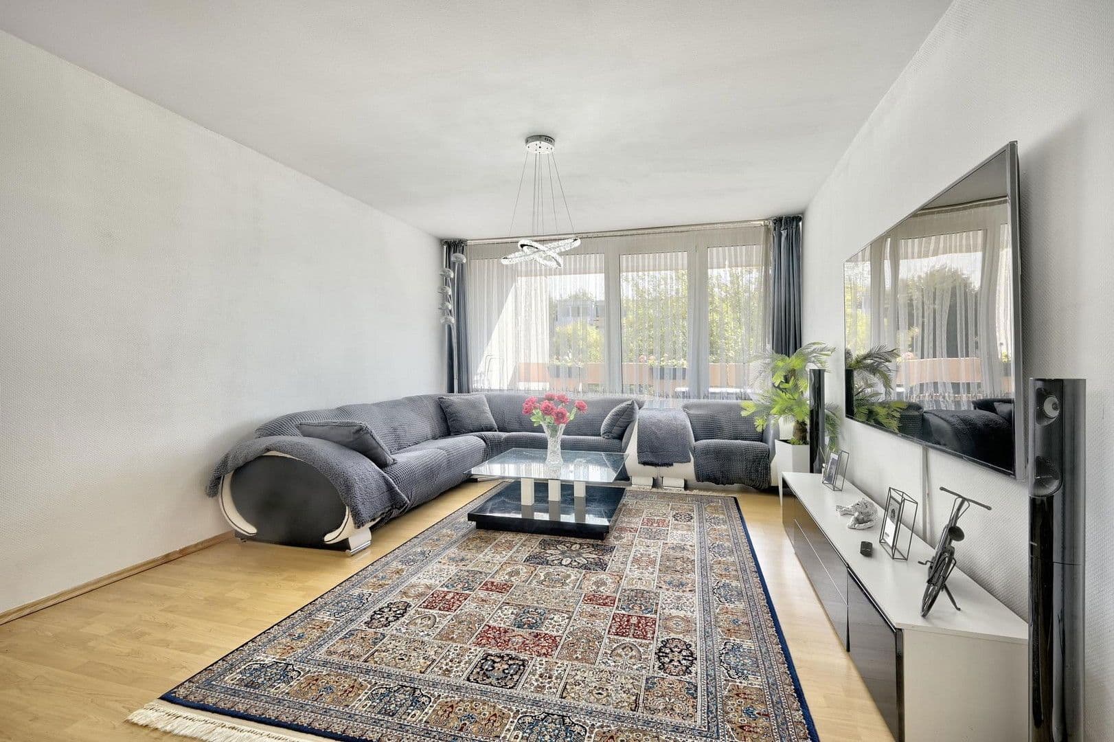 Predaj bytu 3-izbový 86 m², Taunusstein, Hesensko Predaj bytu 3-izbový 86 m², Taunusstein, Hesensko