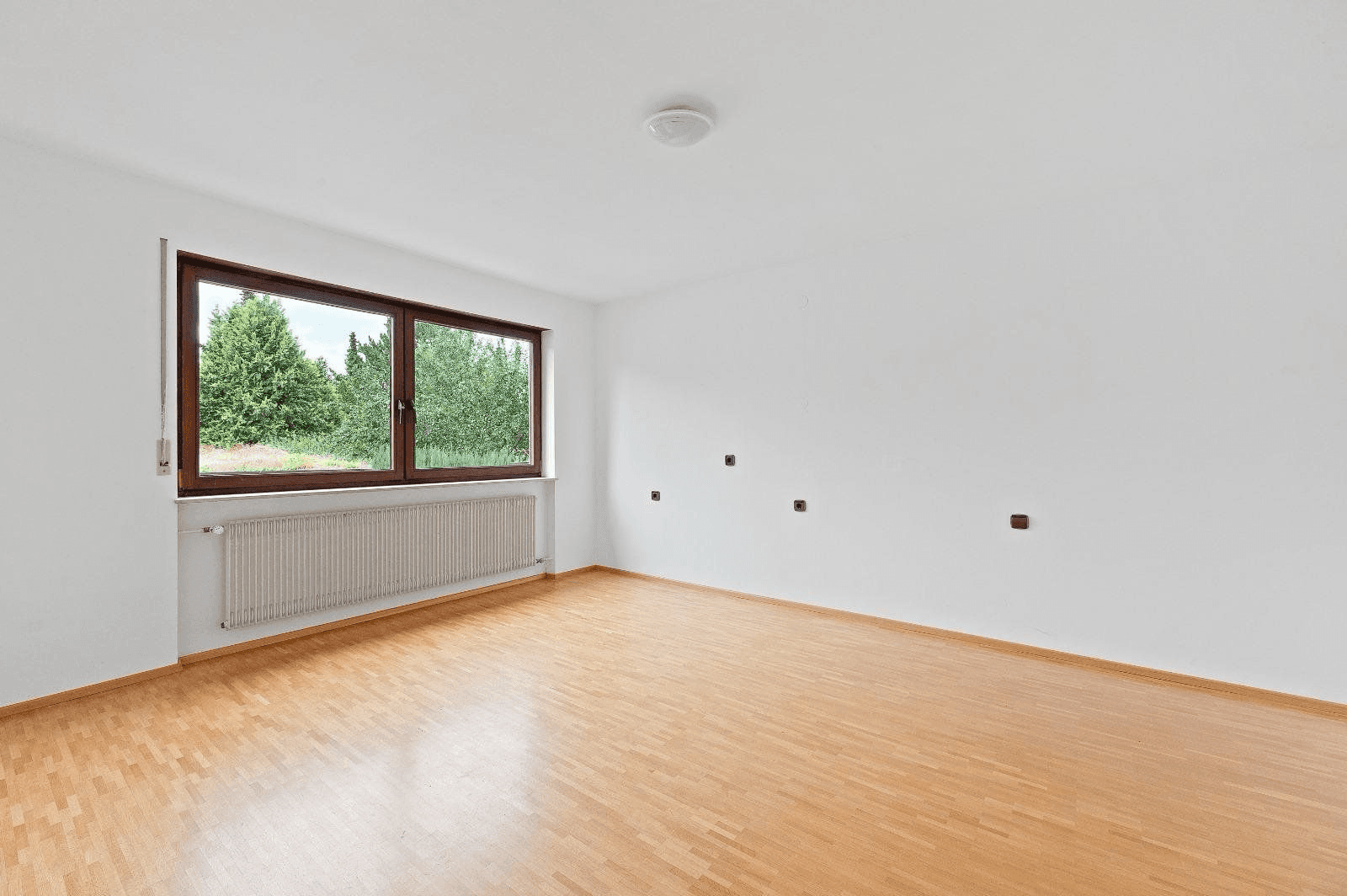 Predaj domu 320 m², pozemek 538 m², Gustav-Werner-Straße 10, Bönnigheim, Bádensko-Wurttembersko Predaj domu 320 m², pozemek 538 m², Gustav-Werner-Straße 10, Bönnigheim, Bádensko-Wurttembersko