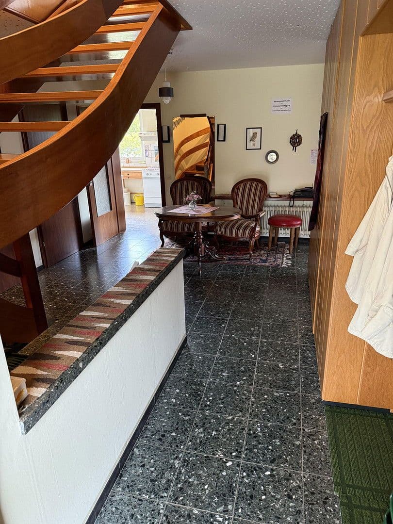 Predaj domu 190 m², pozemek 1.248 m², Reinhardshagen, Hesensko Predaj domu 190 m², pozemek 1.248 m², Reinhardshagen, Hesensko