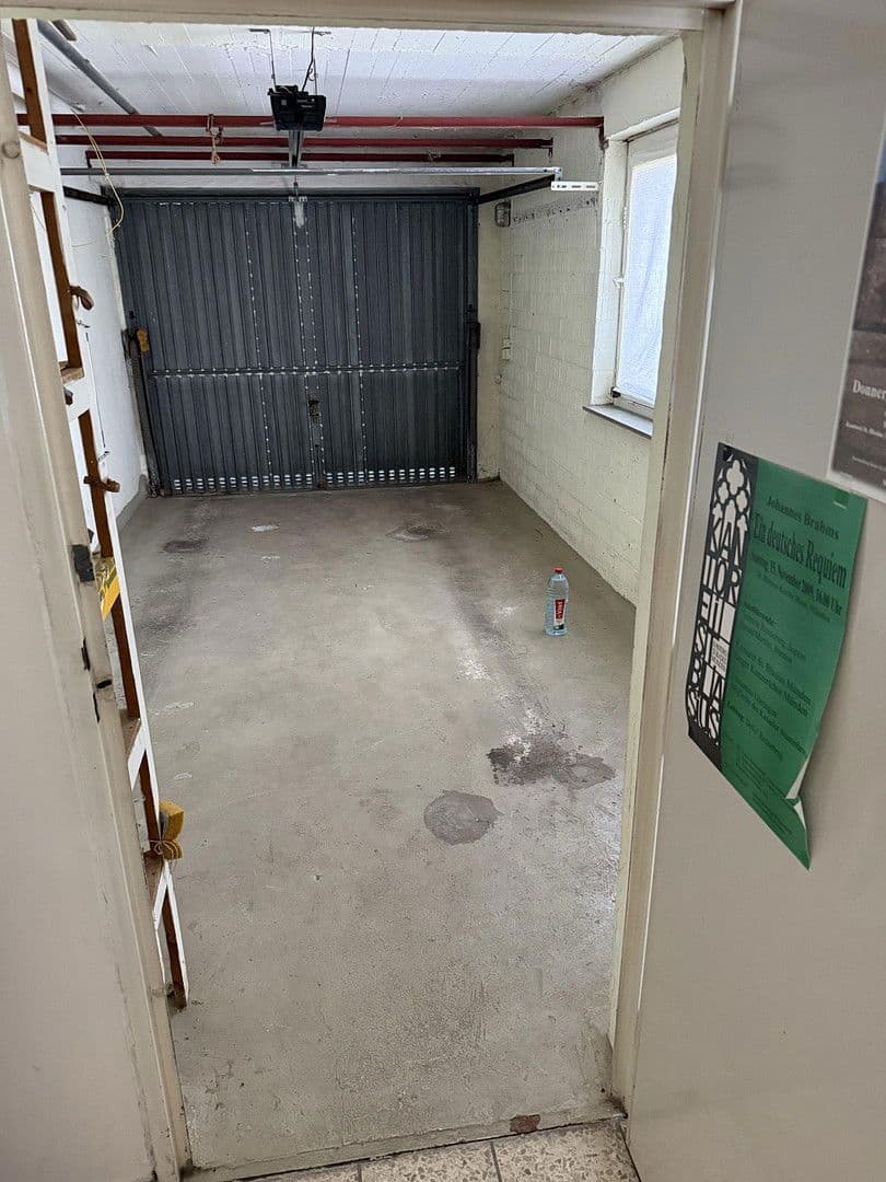 Predaj domu 190 m², pozemek 1.248 m², Reinhardshagen, Hesensko Predaj domu 190 m², pozemek 1.248 m², Reinhardshagen, Hesensko