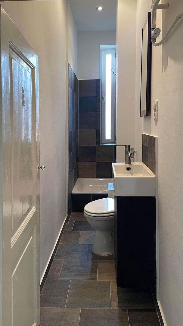 Predaj bytu 1-izbový 42 m², Koloniestrasse 33, Berlin, Berlín Predaj bytu 1-izbový 42 m², Koloniestrasse 33, Berlin, Berlín