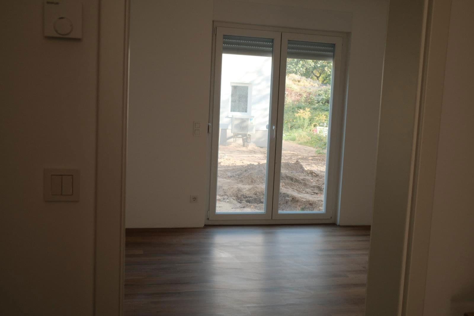 Prenájom domu 137 m², pozemek 300 m², Tiniusstr. 35, Berlin, Berlín Prenájom domu 137 m², pozemek 300 m², Tiniusstr. 35, Berlin, Berlín