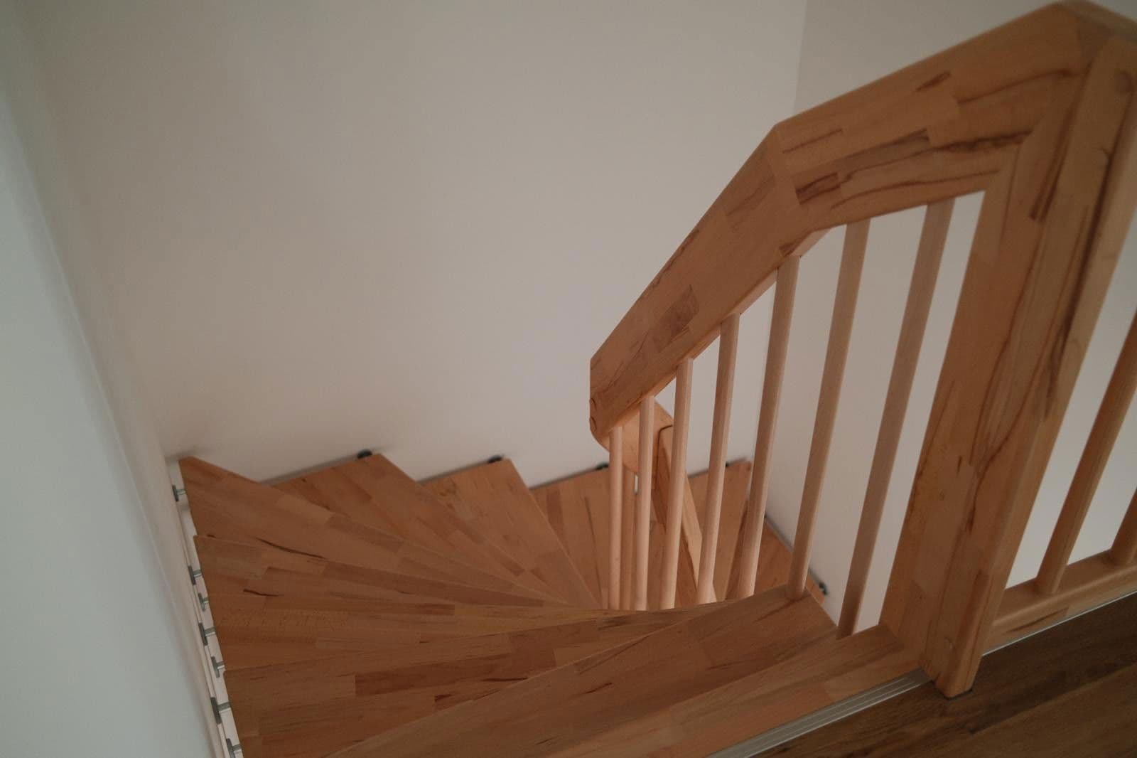 Prenájom domu 137 m², pozemek 300 m², Tiniusstr. 35, Berlin, Berlín Prenájom domu 137 m², pozemek 300 m², Tiniusstr. 35, Berlin, Berlín