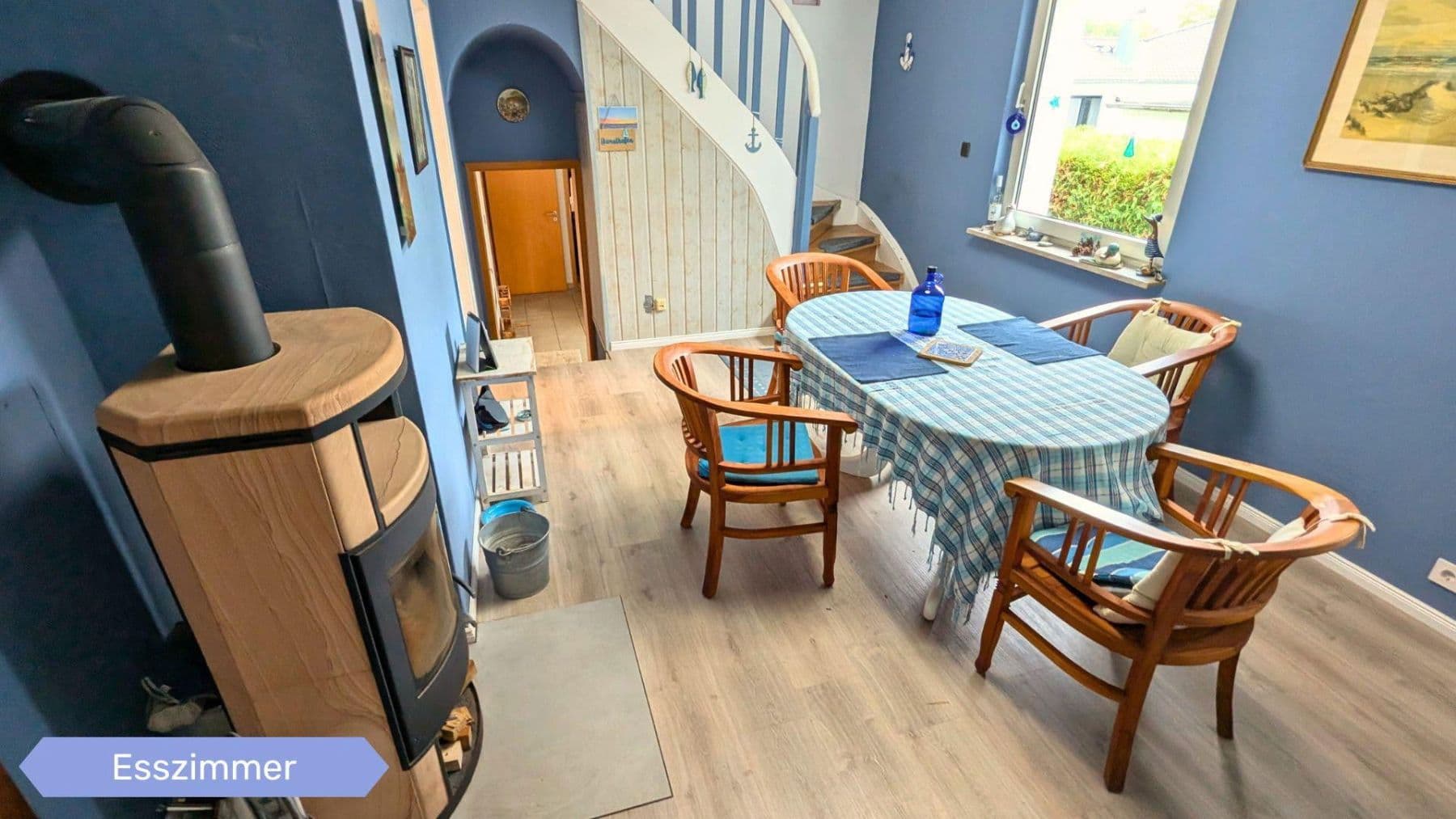 Predaj domu 213 m², pozemek 5.000 m², Garbsen, Dolné Sasko Predaj domu 213 m², pozemek 5.000 m², Garbsen, Dolné Sasko