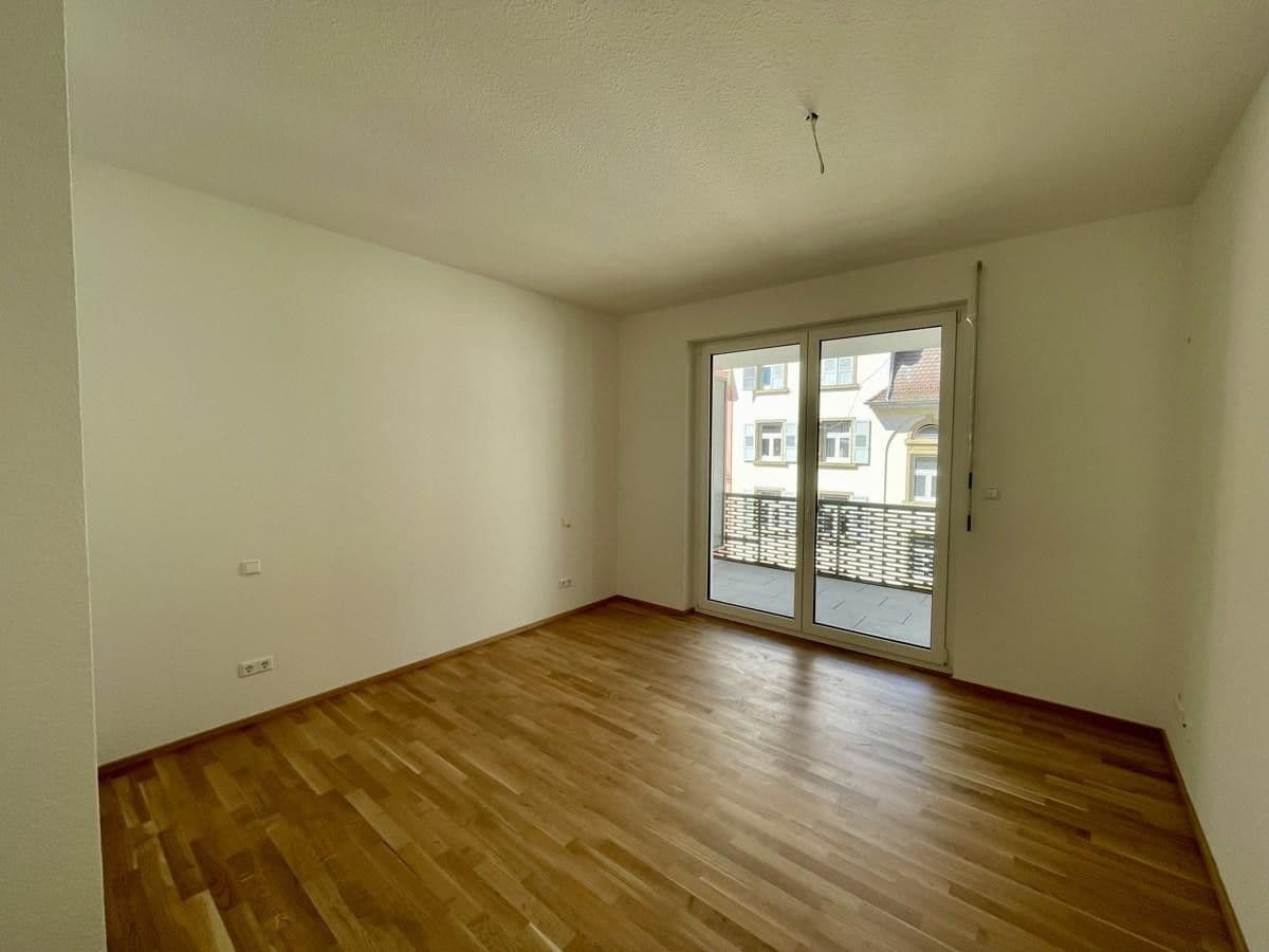 Prenájom bytu 2-izbový 78 m², Geranienstraße 21, Karlsruhe, Bádensko-Wurttembersko Prenájom bytu 2-izbový 78 m², Geranienstraße 21, Karlsruhe, Bádensko-Wurttembersko