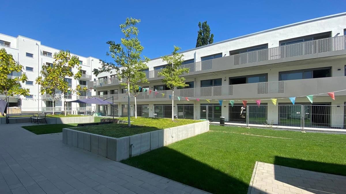 Prenájom bytu 2-izbový 78 m², Geranienstraße 21, Karlsruhe, Bádensko-Wurttembersko Prenájom bytu 2-izbový 78 m², Geranienstraße 21, Karlsruhe, Bádensko-Wurttembersko