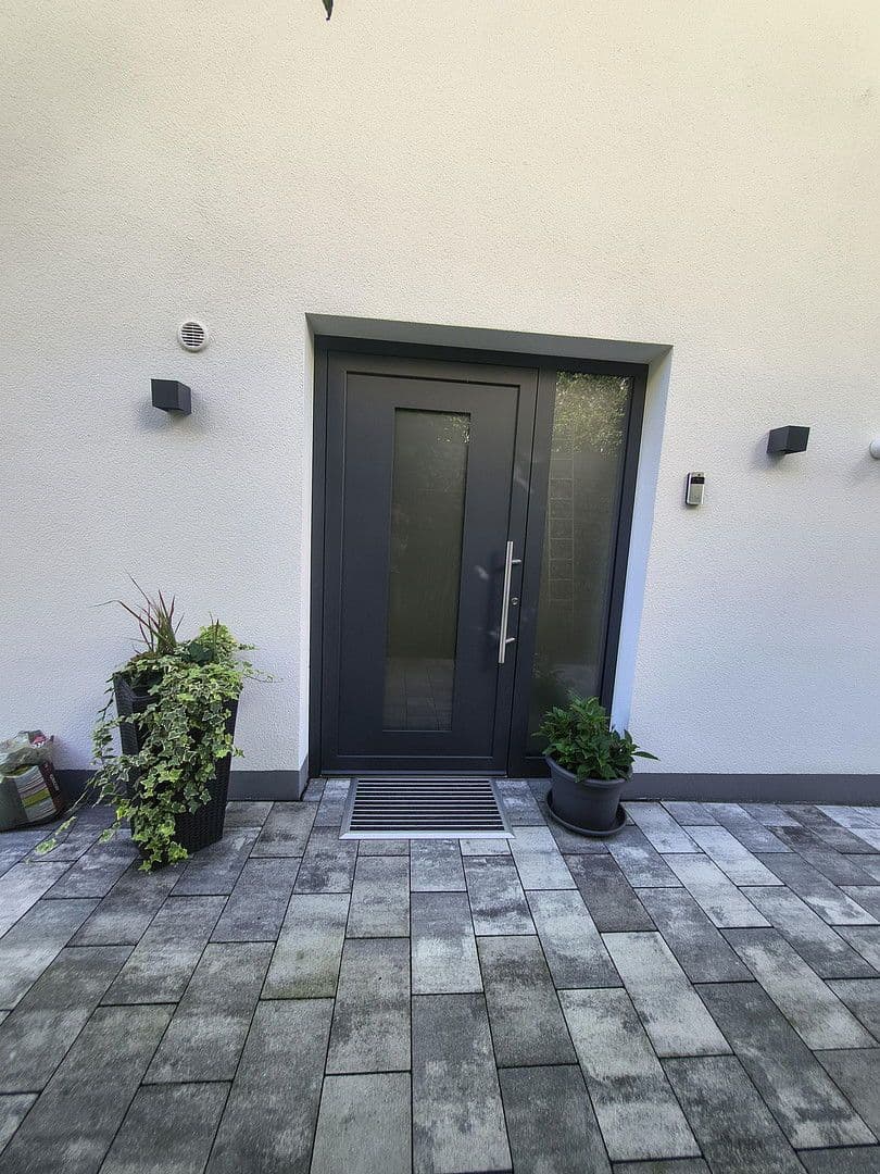 Predaj domu 205 m², pozemek 1.156 m², Ruhstorf a.d.Rott, Bavorsko Predaj domu 205 m², pozemek 1.156 m², Ruhstorf a.d.Rott, Bavorsko