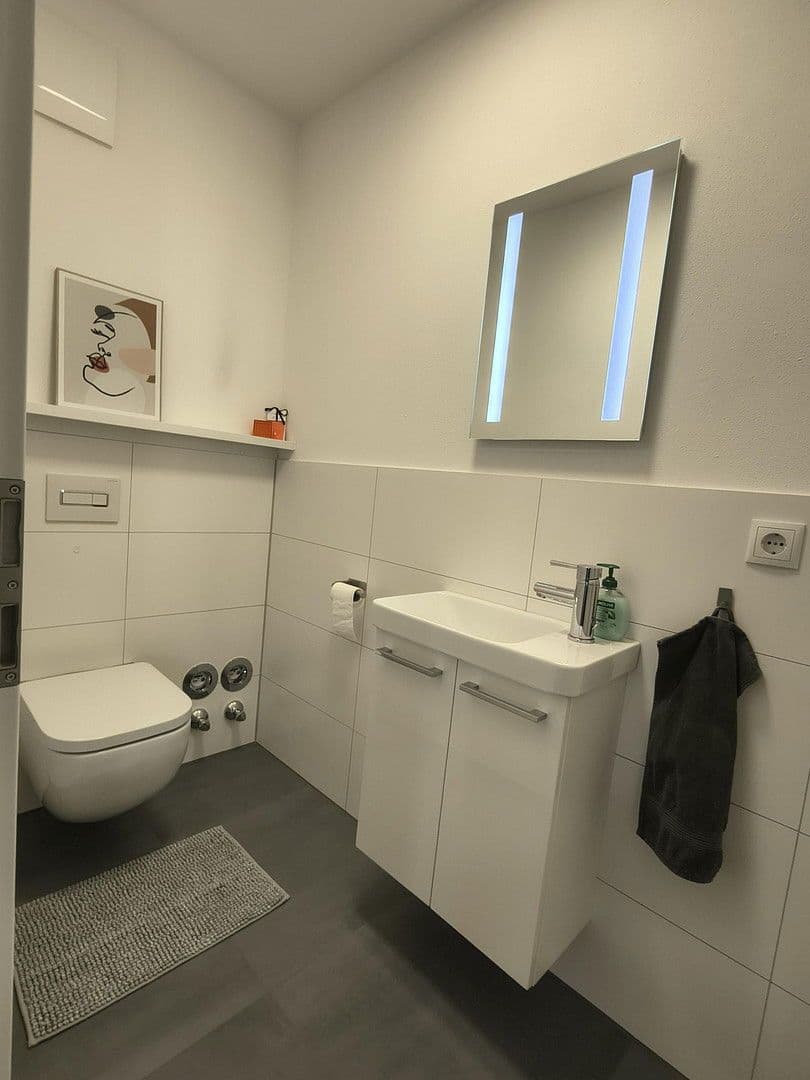 Predaj domu 205 m², pozemek 1.156 m², Ruhstorf a.d.Rott, Bavorsko Predaj domu 205 m², pozemek 1.156 m², Ruhstorf a.d.Rott, Bavorsko