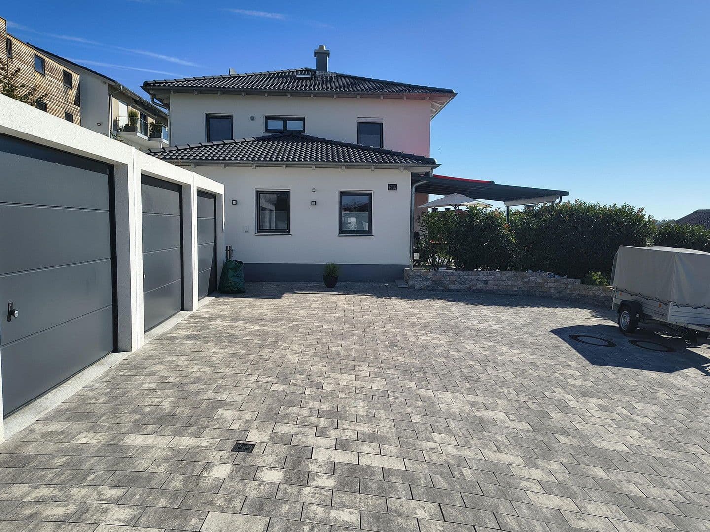 Predaj domu 205 m², pozemek 1.156 m², Ruhstorf a.d.Rott, Bavorsko Predaj domu 205 m², pozemek 1.156 m², Ruhstorf a.d.Rott, Bavorsko