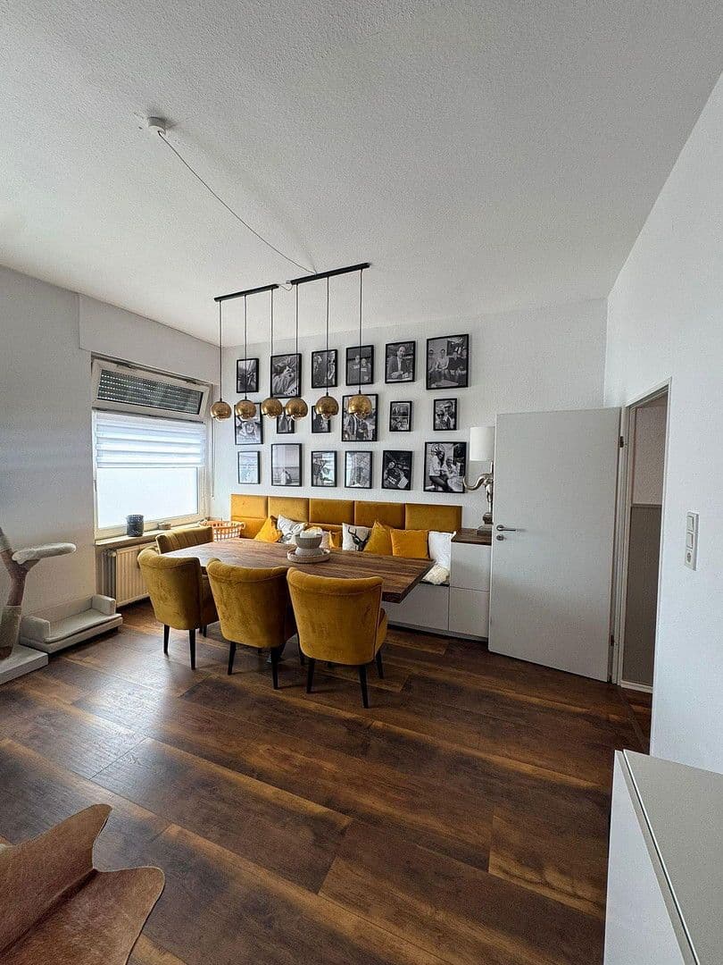 Prenájom bytu 3-izbový 92 m², Walder Straße 63, Hilden, Severné Porýnie - Westfálsko Prenájom bytu 3-izbový 92 m², Walder Straße 63, Hilden, Severné Porýnie - Westfálsko