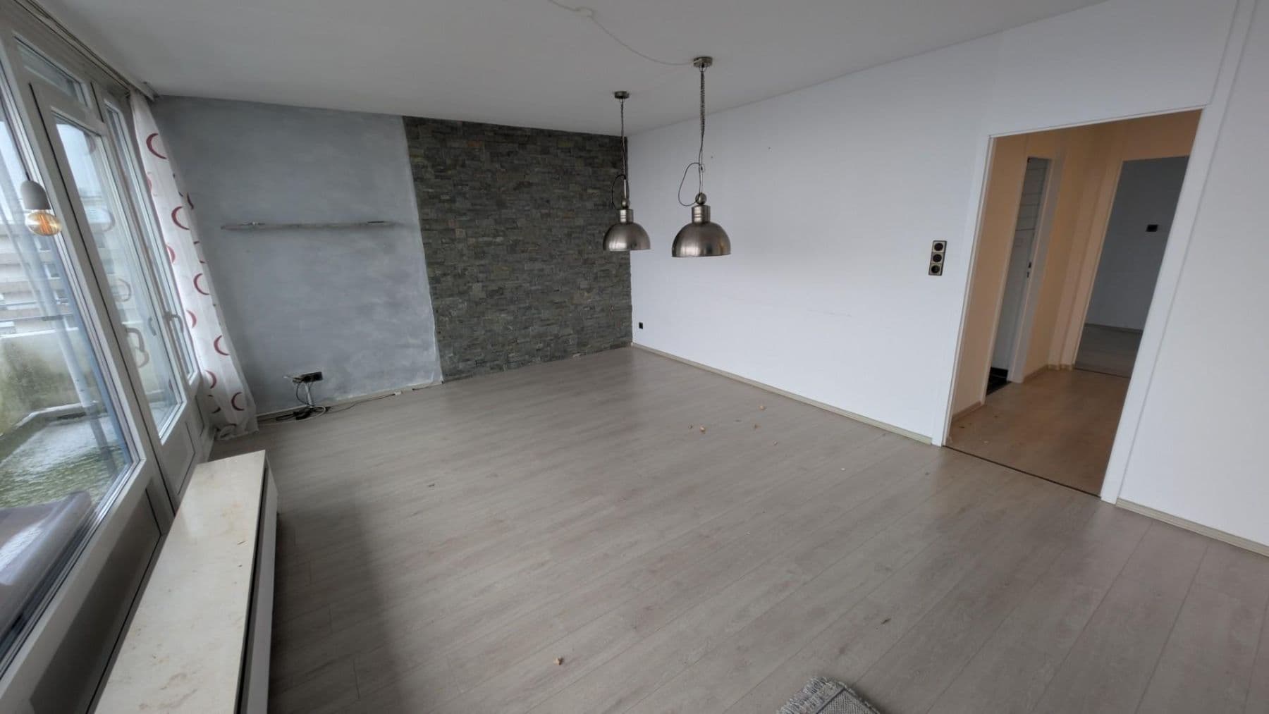 Predaj bytu 3-izbový 92 m², Theodor-Heuss-Straße 50, Wuppertal, Severné Porýnie - Westfálsko Predaj bytu 3-izbový 92 m², Theodor-Heuss-Straße 50, Wuppertal, Severné Porýnie - Westfálsko