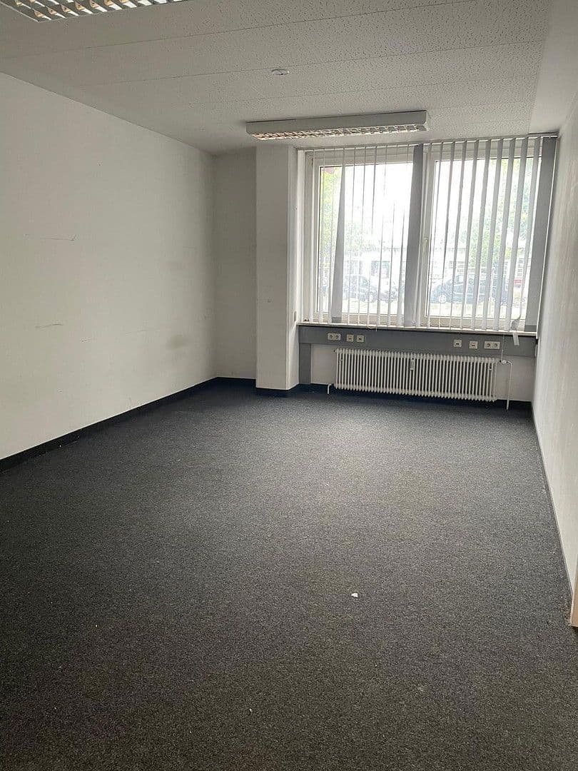 Prenájom kancelárie 156 m², München, Bavorsko Prenájom kancelárie 156 m², München, Bavorsko