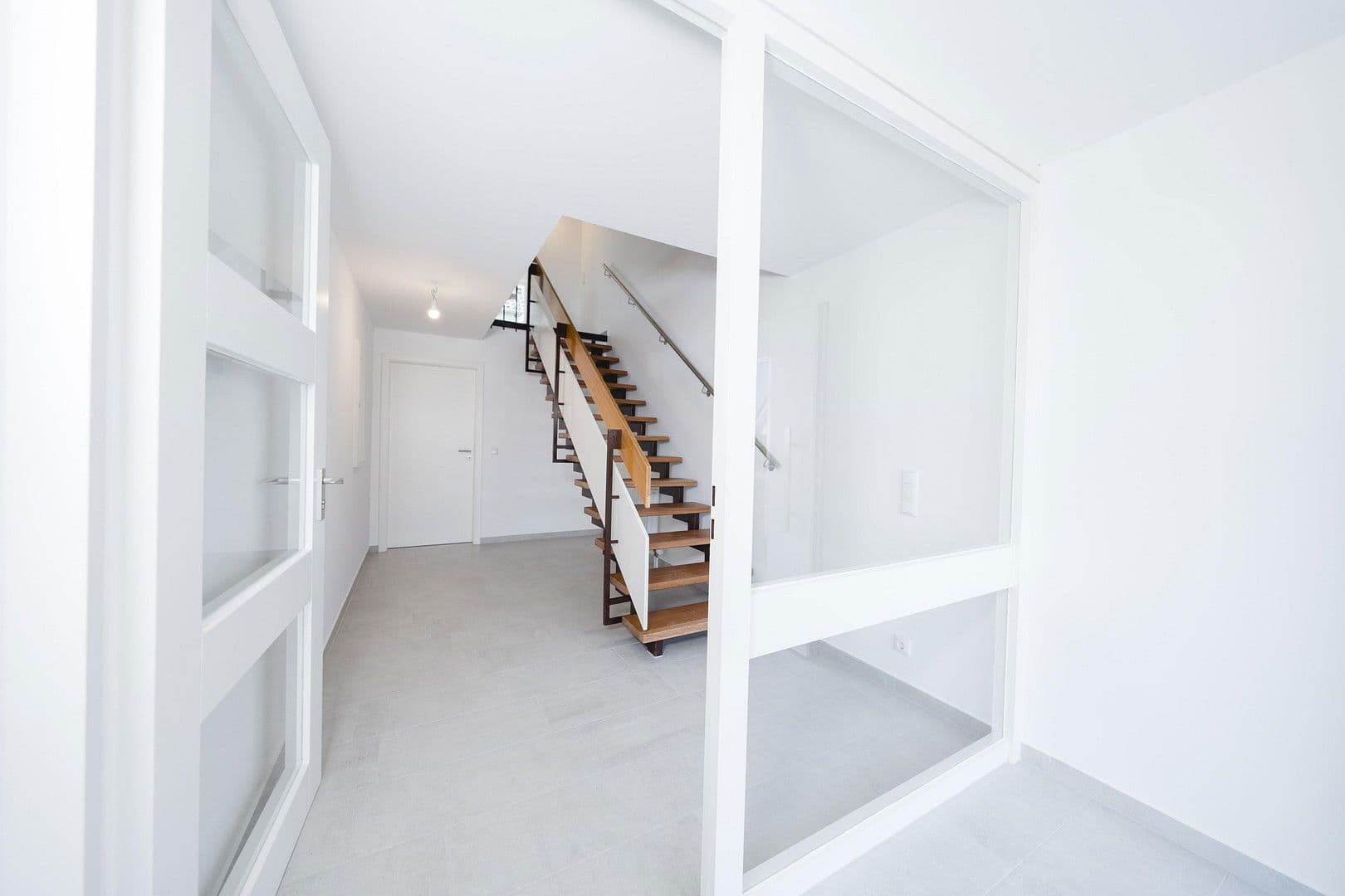 Predaj domu 142 m², pozemek 261 m², Lanzengasse 2b, Pforzheim, Bádensko-Wurttembersko Predaj domu 142 m², pozemek 261 m², Lanzengasse 2b, Pforzheim, Bádensko-Wurttembersko