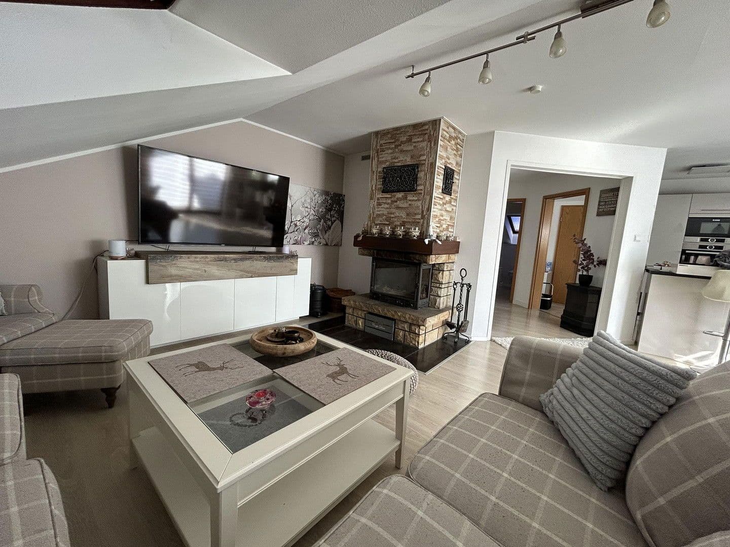 Predaj bytu 4-izbový 100 m², Sinsheim, Bádensko-Wurttembersko Predaj bytu 4-izbový 100 m², Sinsheim, Bádensko-Wurttembersko