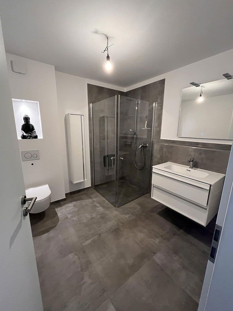 Prenájom bytu 3-izbový 87 m², Paderborn, Severné Porýnie - Westfálsko Prenájom bytu 3-izbový 87 m², Paderborn, Severné Porýnie - Westfálsko