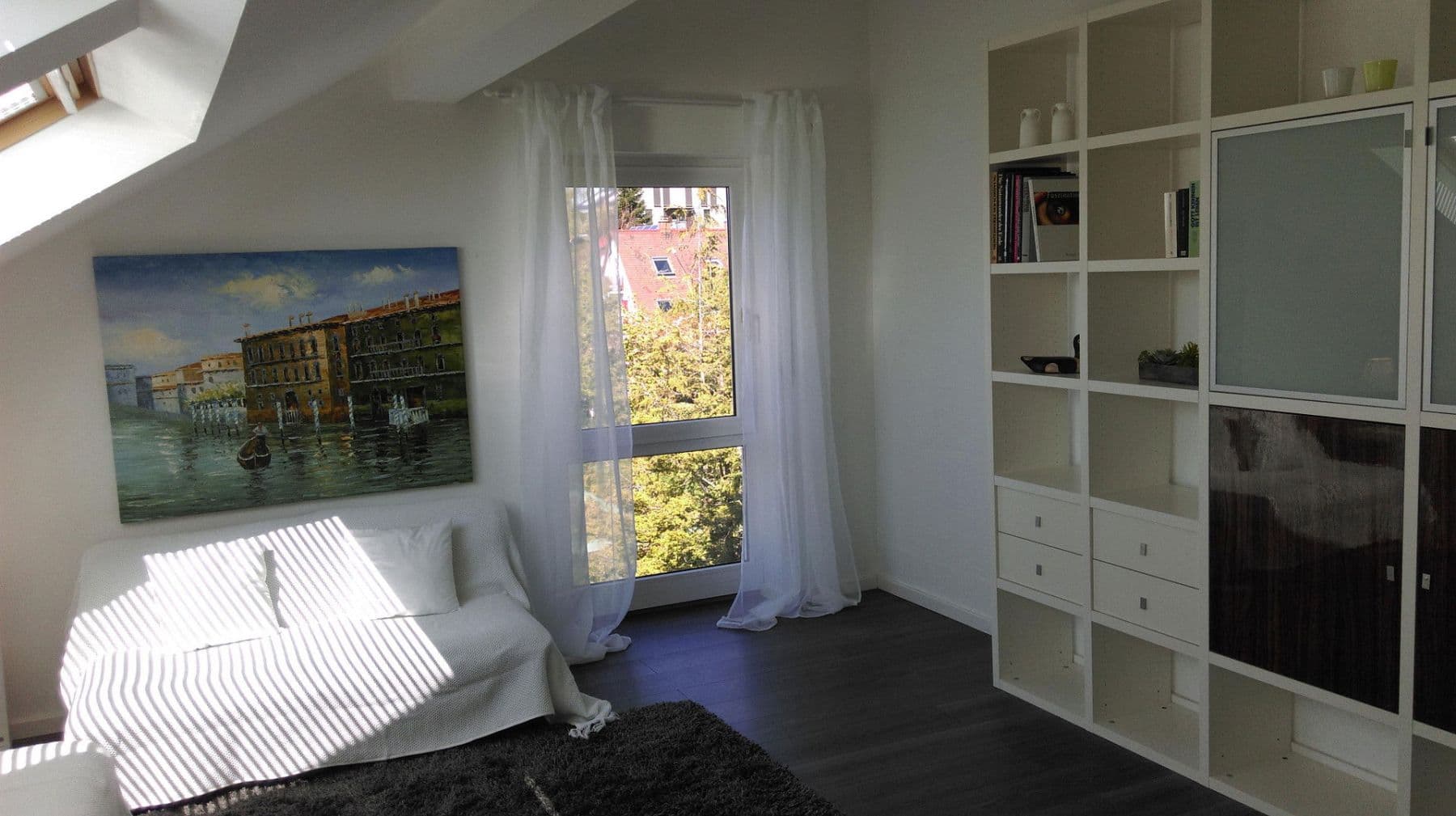 Predaj domu 206 m², pozemek 650 m², Leonberg, Bádensko-Wurttembersko Predaj domu 206 m², pozemek 650 m², Leonberg, Bádensko-Wurttembersko