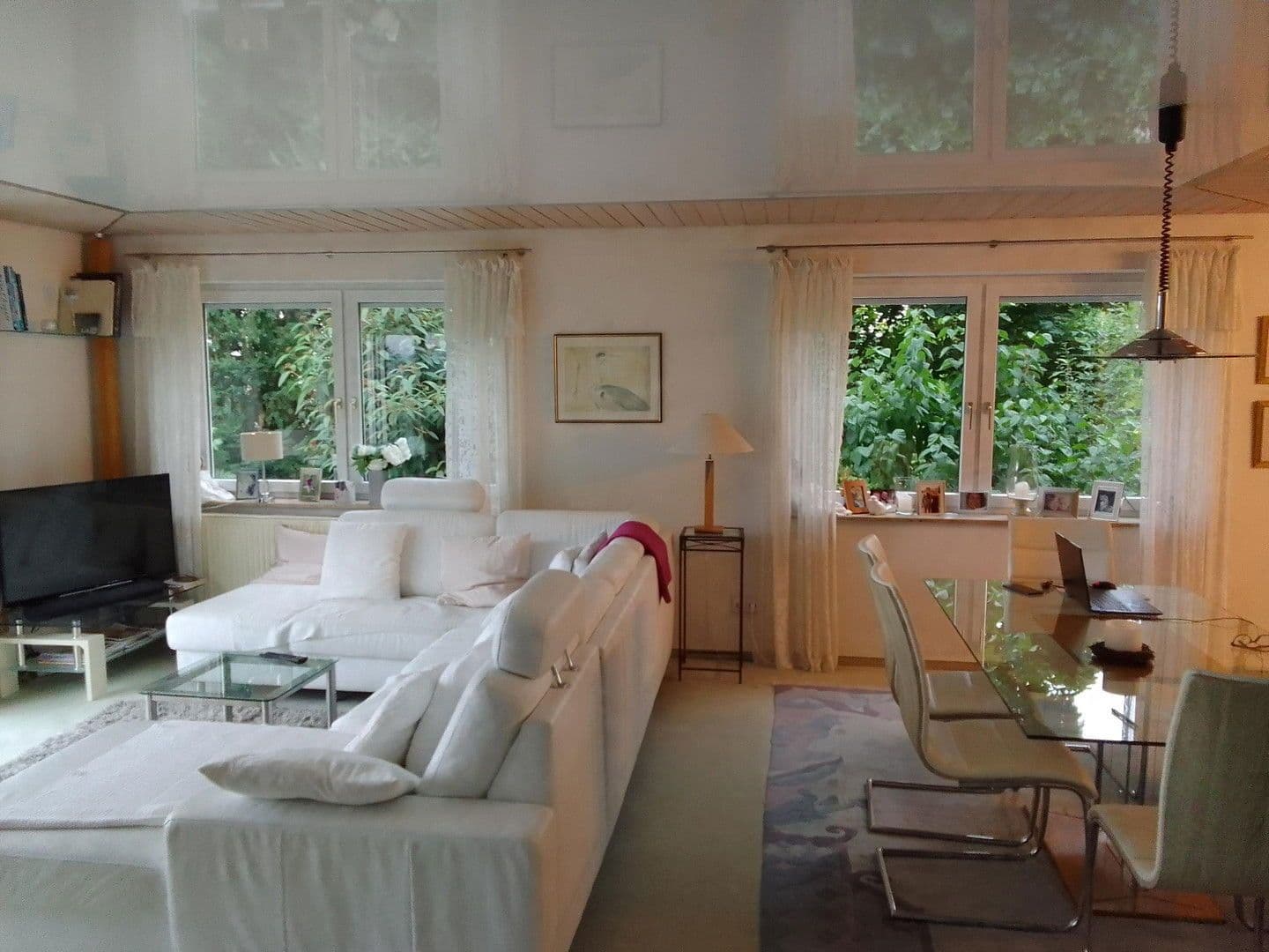 Predaj domu 206 m², pozemek 650 m², Leonberg, Bádensko-Wurttembersko Predaj domu 206 m², pozemek 650 m², Leonberg, Bádensko-Wurttembersko