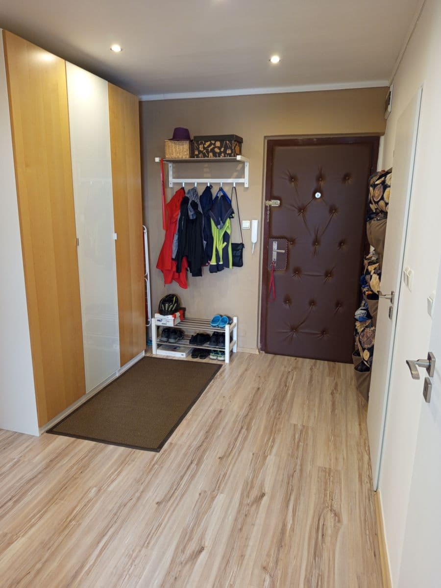 Predaj bytu 3-izbový 65 m², Pavlouskova, Ostrava, Moravskoslezský kraj Predaj bytu 3-izbový 65 m², Pavlouskova, Ostrava, Moravskoslezský kraj