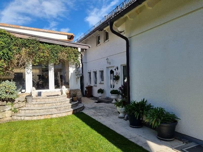 Predaj domu 255 m², pozemek 502 m², Starnberg, Bavorsko Predaj domu 255 m², pozemek 502 m², Starnberg, Bavorsko