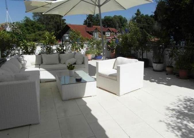 Predaj domu 255 m², pozemek 502 m², Starnberg, Bavorsko Predaj domu 255 m², pozemek 502 m², Starnberg, Bavorsko