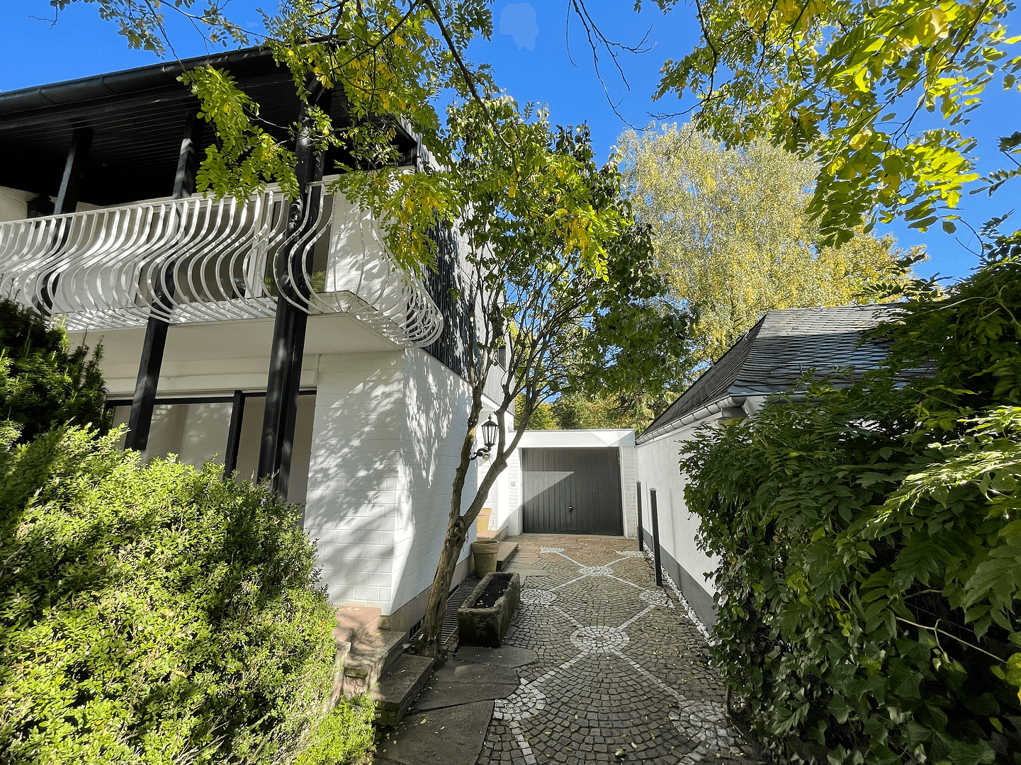 Prenájom domu 240 m², pozemek 450 m², Bad Homburg vor der Höhe, Hesensko Prenájom domu 240 m², pozemek 450 m², Bad Homburg vor der Höhe, Hesensko