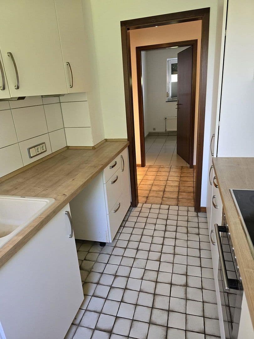 Prenájom bytu 4-izbový 95 m², Wolfenbüttel, Dolné Sasko Prenájom bytu 4-izbový 95 m², Wolfenbüttel, Dolné Sasko