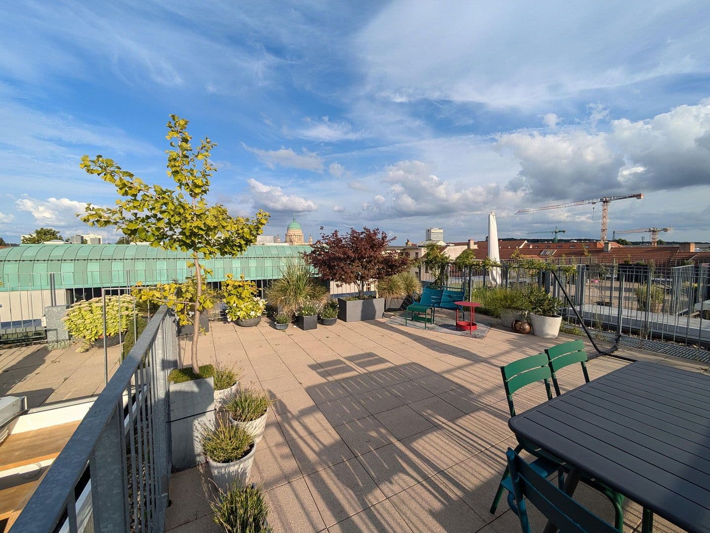 Prenájom bytu 3-izbový 129 m², Am Nikolaiquartier 7A, Potsdam, Brandenbursko Prenájom bytu 3-izbový 129 m², Am Nikolaiquartier 7A, Potsdam, Brandenbursko