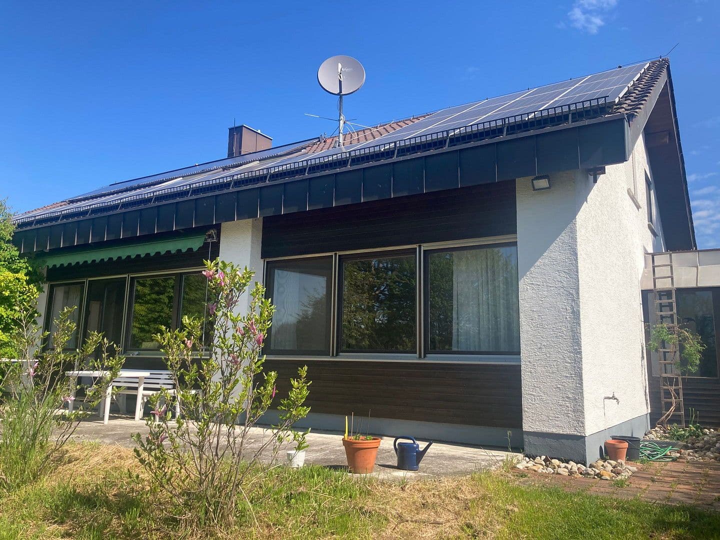 Predaj domu 213 m², pozemek 1.193 m², Jägersteig 11, Schrobenhausen, Bavorsko Predaj domu 213 m², pozemek 1.193 m², Jägersteig 11, Schrobenhausen, Bavorsko