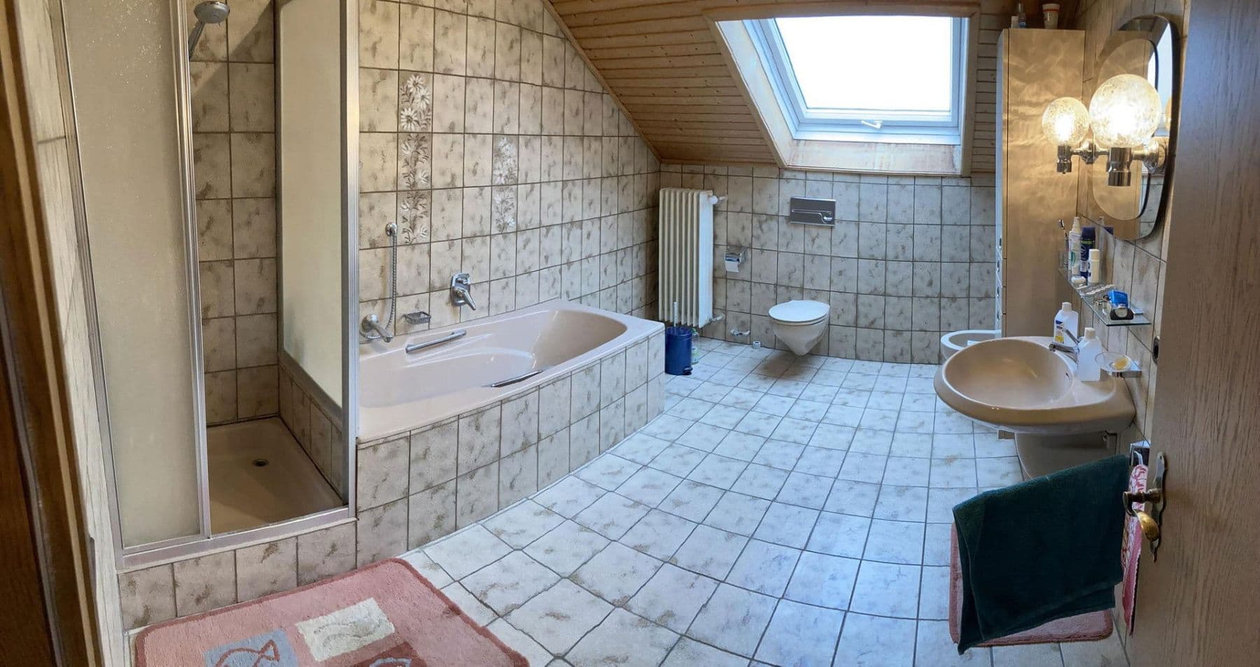 Predaj domu 213 m², pozemek 1.193 m², Jägersteig 11, Schrobenhausen, Bavorsko Predaj domu 213 m², pozemek 1.193 m², Jägersteig 11, Schrobenhausen, Bavorsko