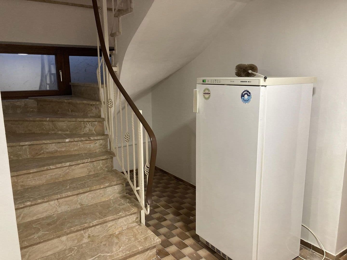 Predaj domu 213 m², pozemek 1.193 m², Jägersteig 11, Schrobenhausen, Bavorsko Predaj domu 213 m², pozemek 1.193 m², Jägersteig 11, Schrobenhausen, Bavorsko