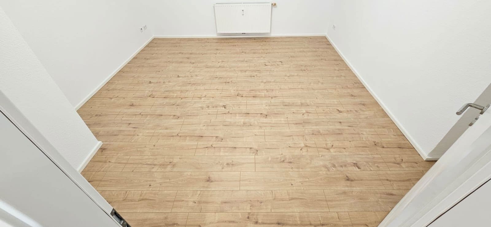 Prenájom bytu 2-izbový 55 m², Schlesische Straße 61, Düsseldorf, Severné Porýnie - Westfálsko Prenájom bytu 2-izbový 55 m², Schlesische Straße 61, Düsseldorf, Severné Porýnie - Westfálsko