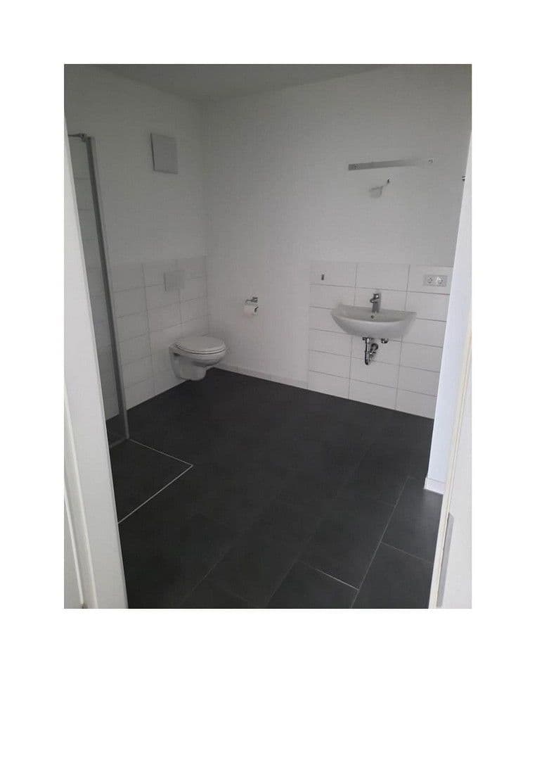 Prenájom bytu 2-izbový 79 m², Petersberg, Hesensko Prenájom bytu 2-izbový 79 m², Petersberg, Hesensko