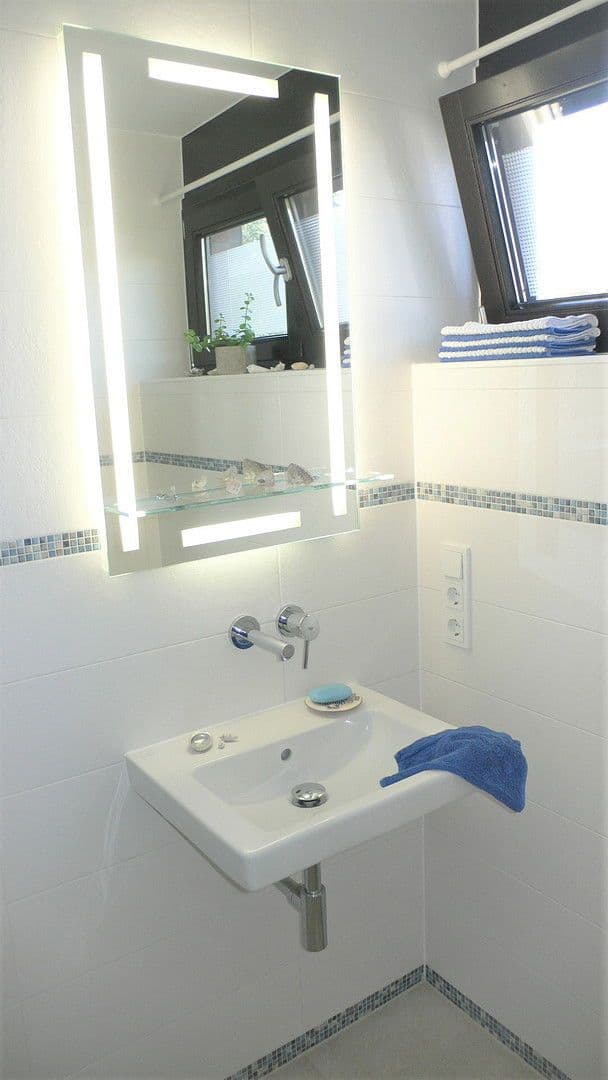 Prenájom bytu 2-izbový 56 m², Mönchengladbach, Severné Porýnie - Westfálsko Prenájom bytu 2-izbový 56 m², Mönchengladbach, Severné Porýnie - Westfálsko