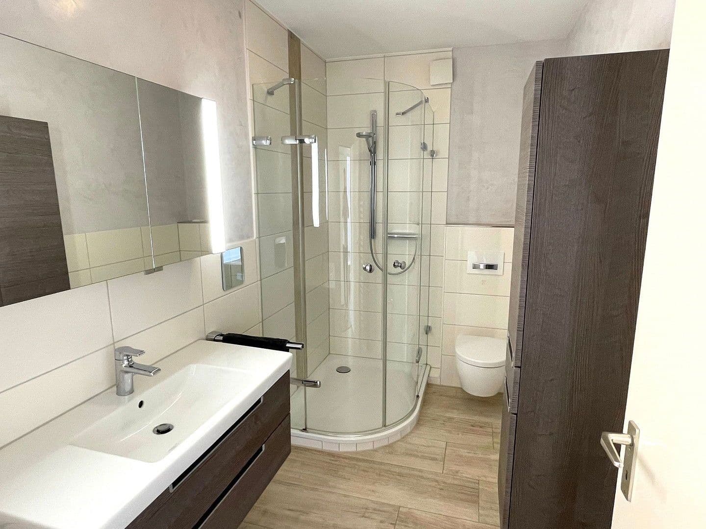 Prenájom bytu 4-izbový 96 m², Trift 5A, Geesthacht, Šlezvicko-Holštajnsko Prenájom bytu 4-izbový 96 m², Trift 5A, Geesthacht, Šlezvicko-Holštajnsko