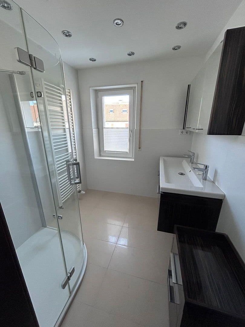 Predaj domu 260 m², pozemek 688 m², Wangen im Allgäu, Bádensko-Wurttembersko Predaj domu 260 m², pozemek 688 m², Wangen im Allgäu, Bádensko-Wurttembersko