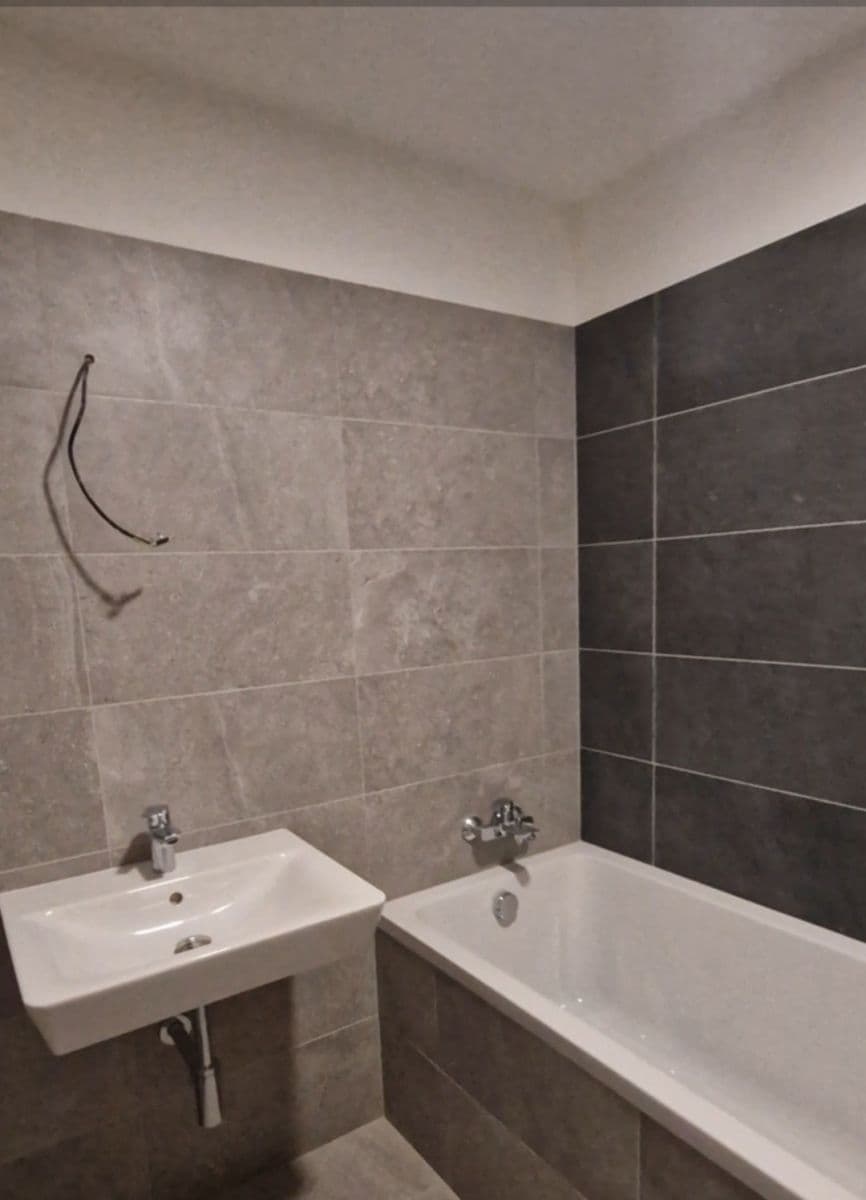 Prenájom bytu 2-izbový 60 m², Chvalovka, Brno, Jihomoravský kraj Prenájom bytu 2-izbový 60 m², Chvalovka, Brno, Jihomoravský kraj