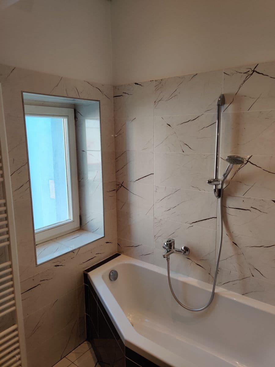 Prenájom bytu 2-izbový 54 m², Moskevská, Praha, Praha Prenájom bytu 2-izbový 54 m², Moskevská, Praha, Praha