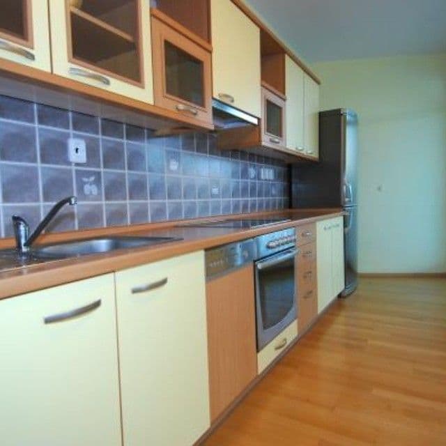 Predaj bytu 3-izbový 78 m², Jeřabinová, Praha, Praha Predaj bytu 3-izbový 78 m², Jeřabinová, Praha, Praha