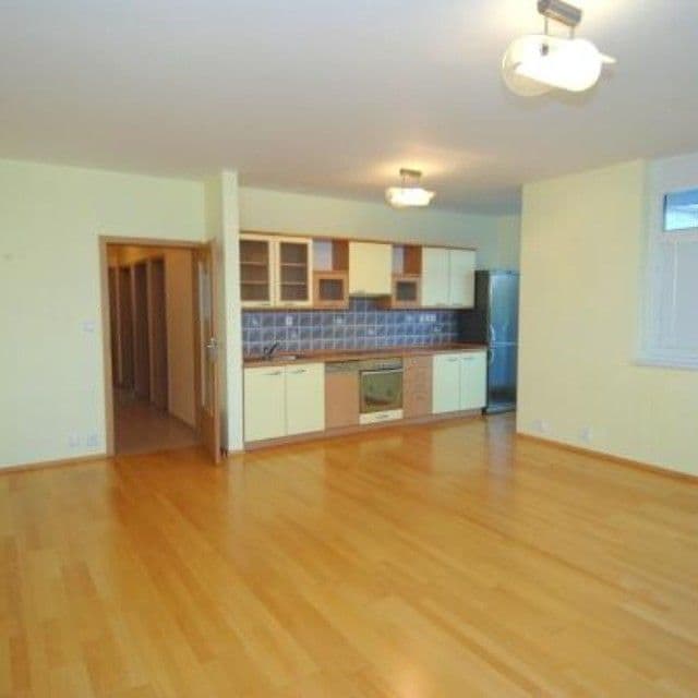 Predaj bytu 3-izbový 78 m², Jeřabinová, Praha, Praha Predaj bytu 3-izbový 78 m², Jeřabinová, Praha, Praha