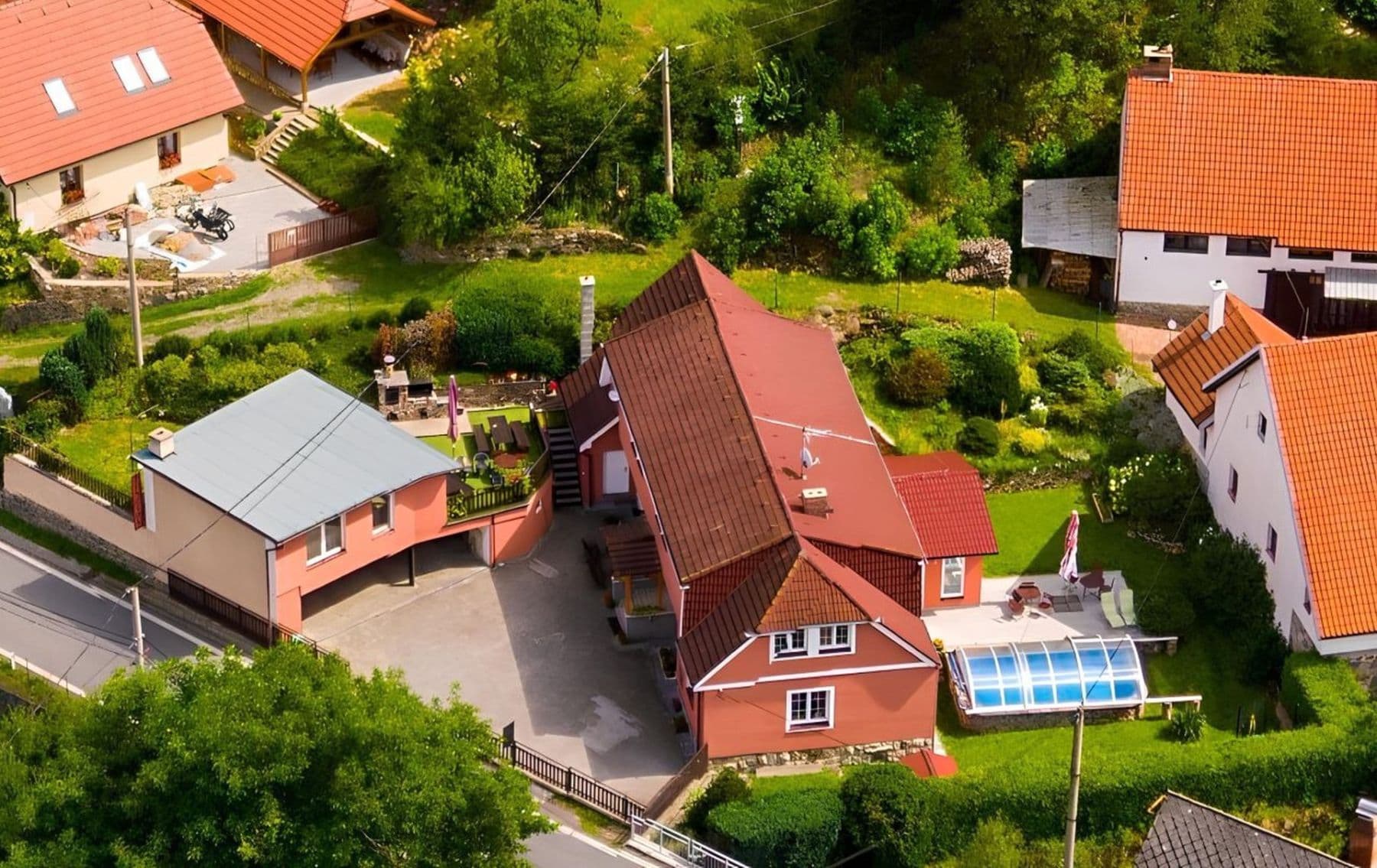 Predaj domu 398 m², pozemek 944 m², Nezdice na Šumavě, Plzeňský kraj Predaj domu 398 m², pozemek 944 m², Nezdice na Šumavě, Plzeňský kraj