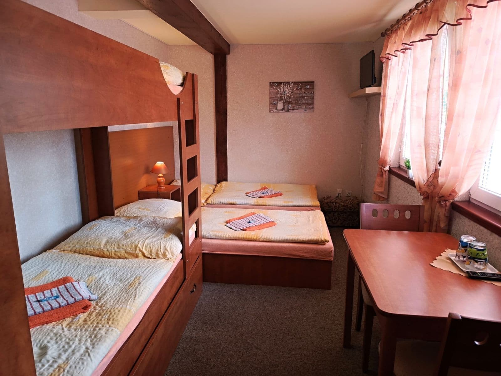 Predaj domu 398 m², pozemek 944 m², Nezdice na Šumavě, Plzeňský kraj Predaj domu 398 m², pozemek 944 m², Nezdice na Šumavě, Plzeňský kraj