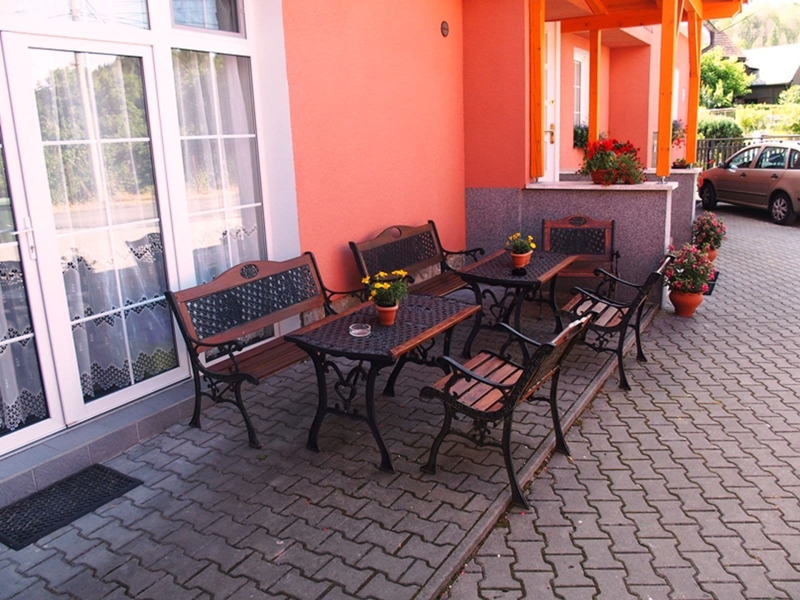 Predaj domu 398 m², pozemek 944 m², Nezdice na Šumavě, Plzeňský kraj Predaj domu 398 m², pozemek 944 m², Nezdice na Šumavě, Plzeňský kraj