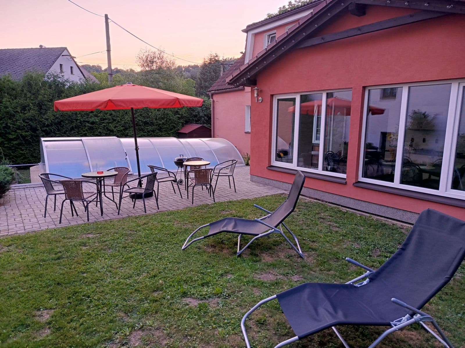 Predaj domu 398 m², pozemek 944 m², Nezdice na Šumavě, Plzeňský kraj Predaj domu 398 m², pozemek 944 m², Nezdice na Šumavě, Plzeňský kraj