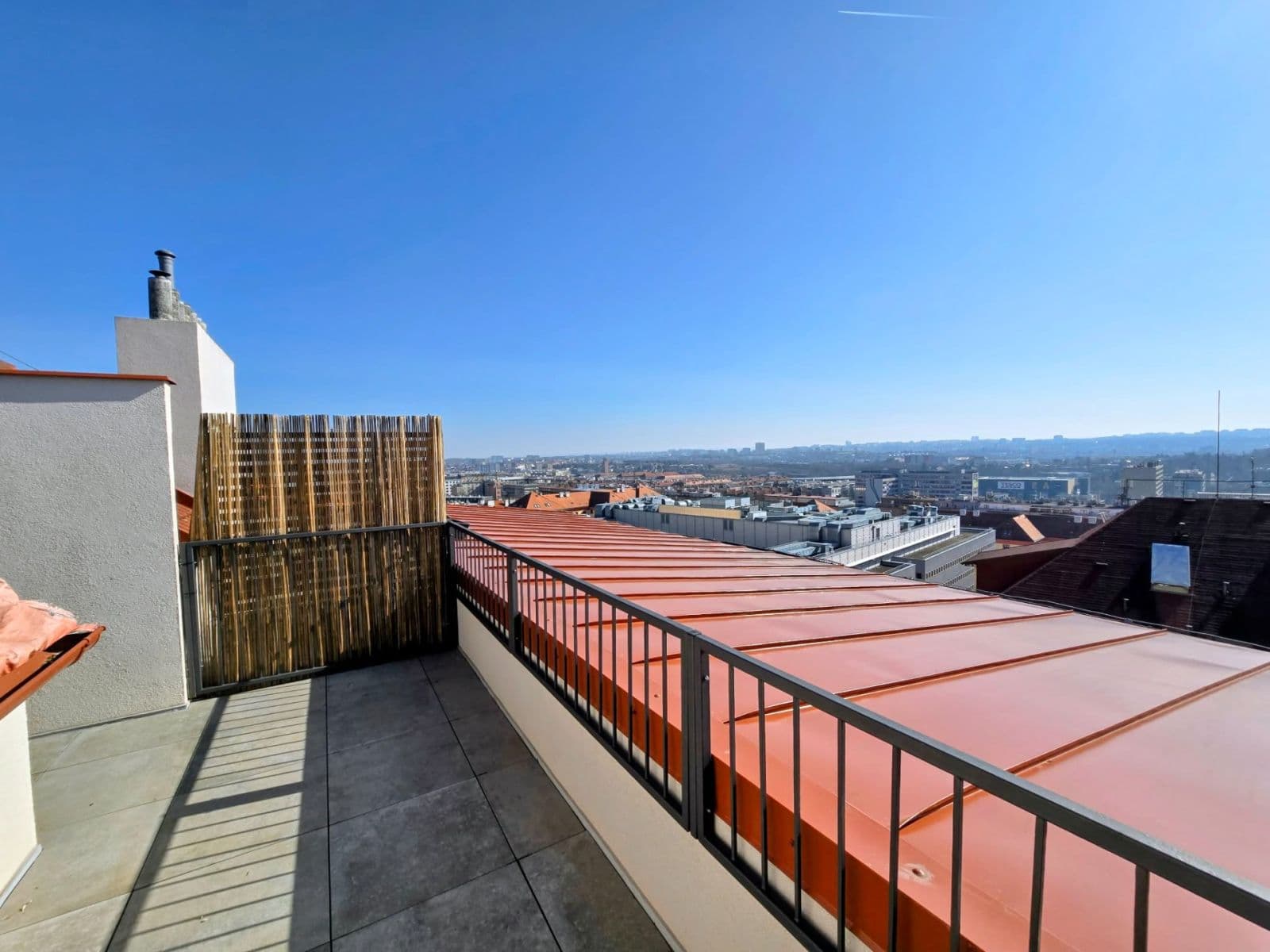 Predaj bytu 3-izbový 84 m², Ruská, Praha, Praha Predaj bytu 3-izbový 84 m², Ruská, Praha, Praha