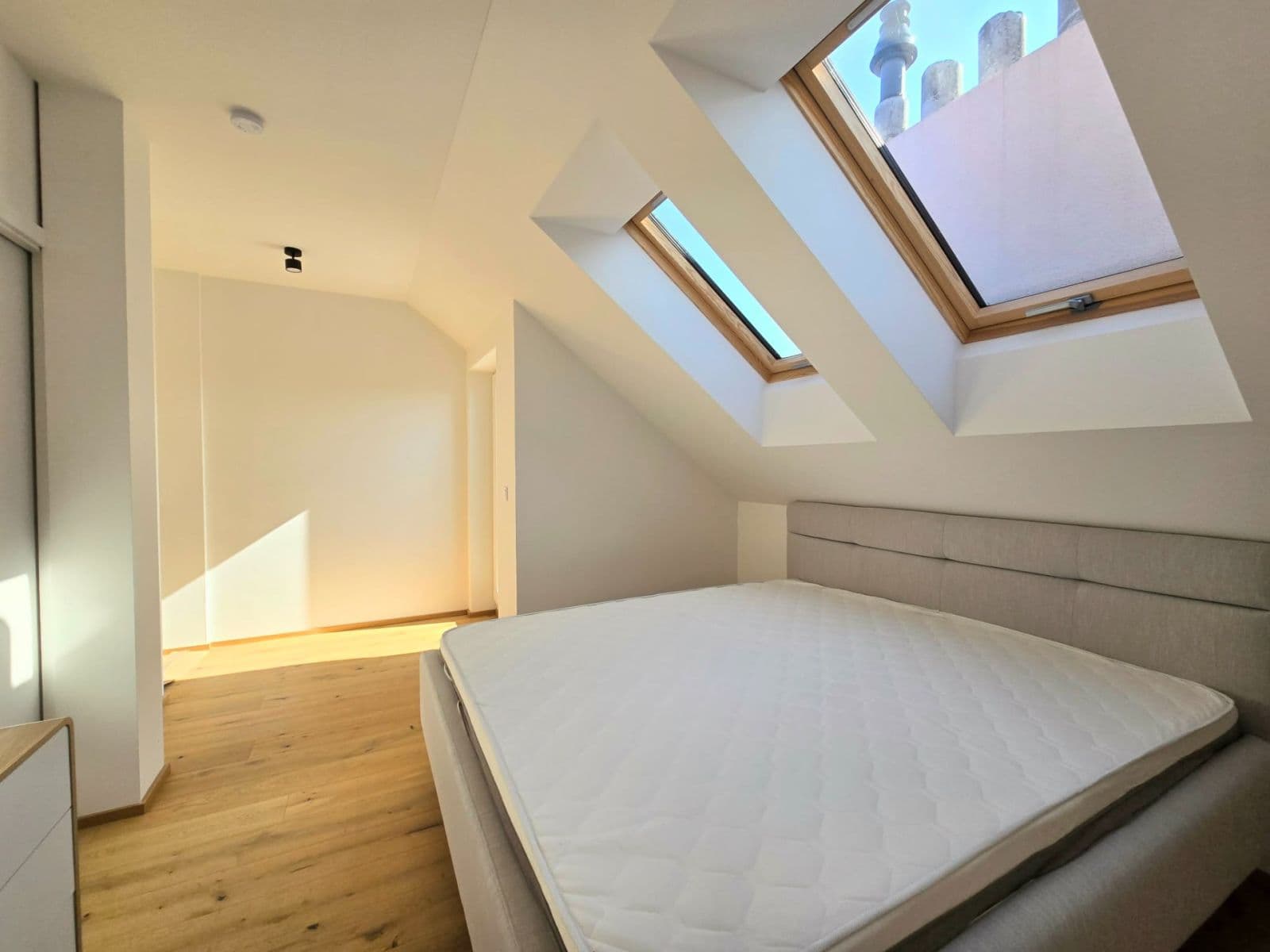 Predaj bytu 3-izbový 84 m², Ruská, Praha, Praha Predaj bytu 3-izbový 84 m², Ruská, Praha, Praha