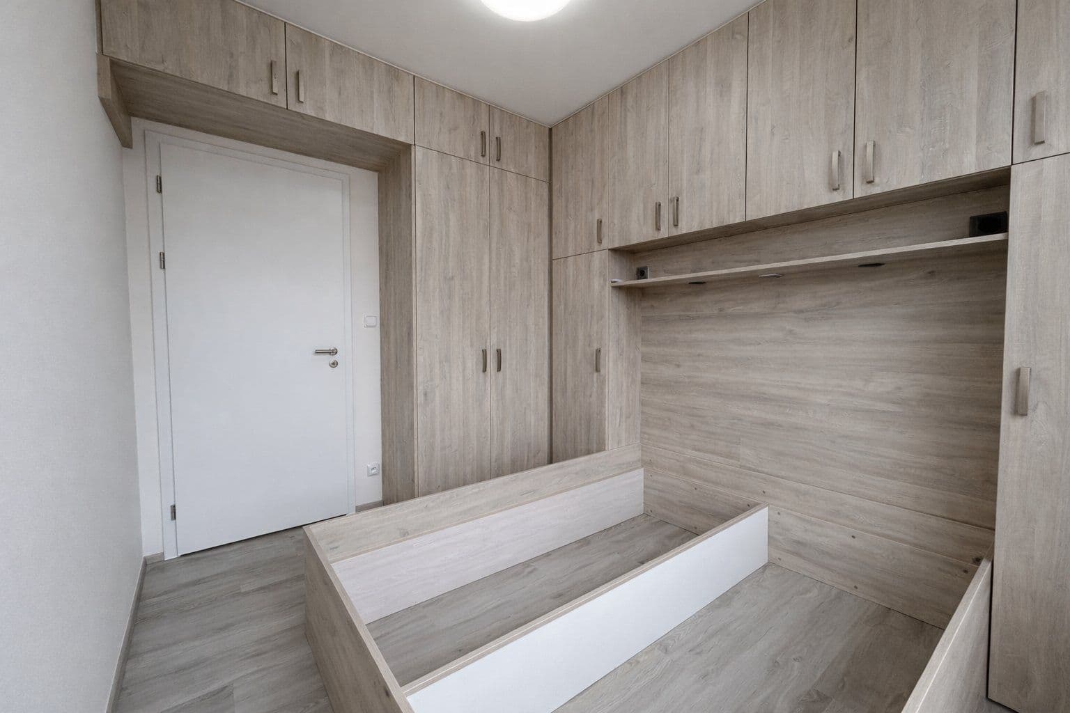 Prenájom bytu 2-izbový 45 m², Nádražní, Kralupy nad Vltavou, Středočeský kraj Prenájom bytu 2-izbový 45 m², Nádražní, Kralupy nad Vltavou, Středočeský kraj